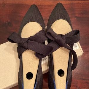 Rothy’s The Mary Jane Point Flat Black 9.5